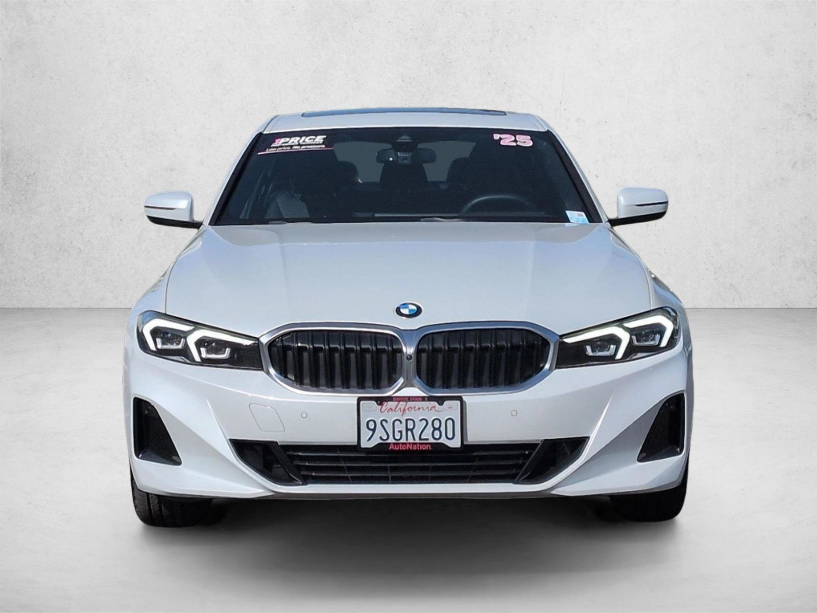 Used 2025 BMW 330i xDrive Sedan AWD/4WD image 2