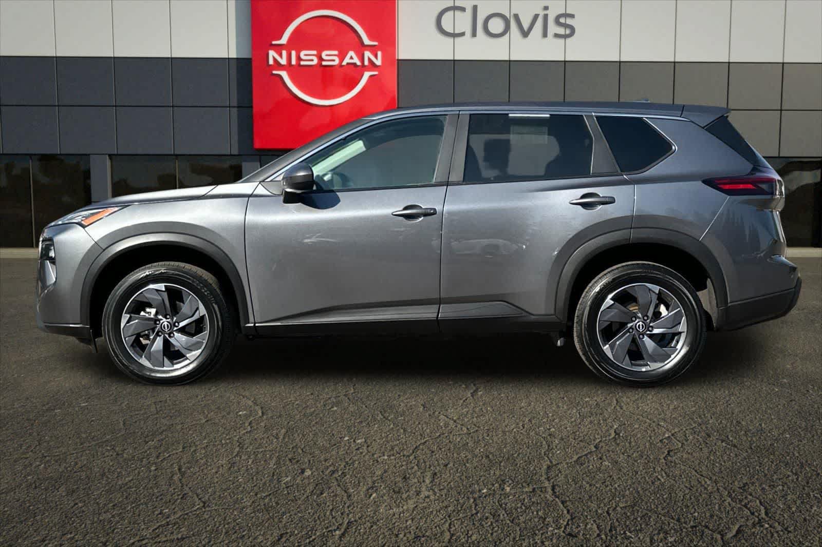 Certified 2025 Nissan Rogue SV FWD image 6