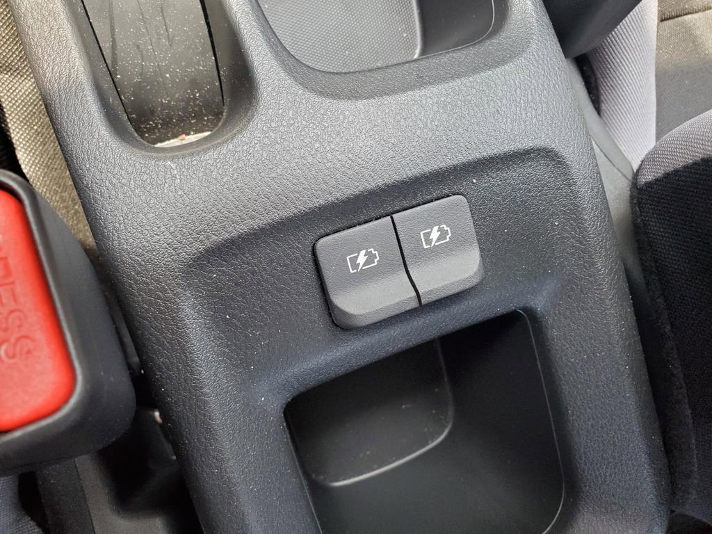 Certified 2025 Nissan Versa S w/ S Plus Package image 28