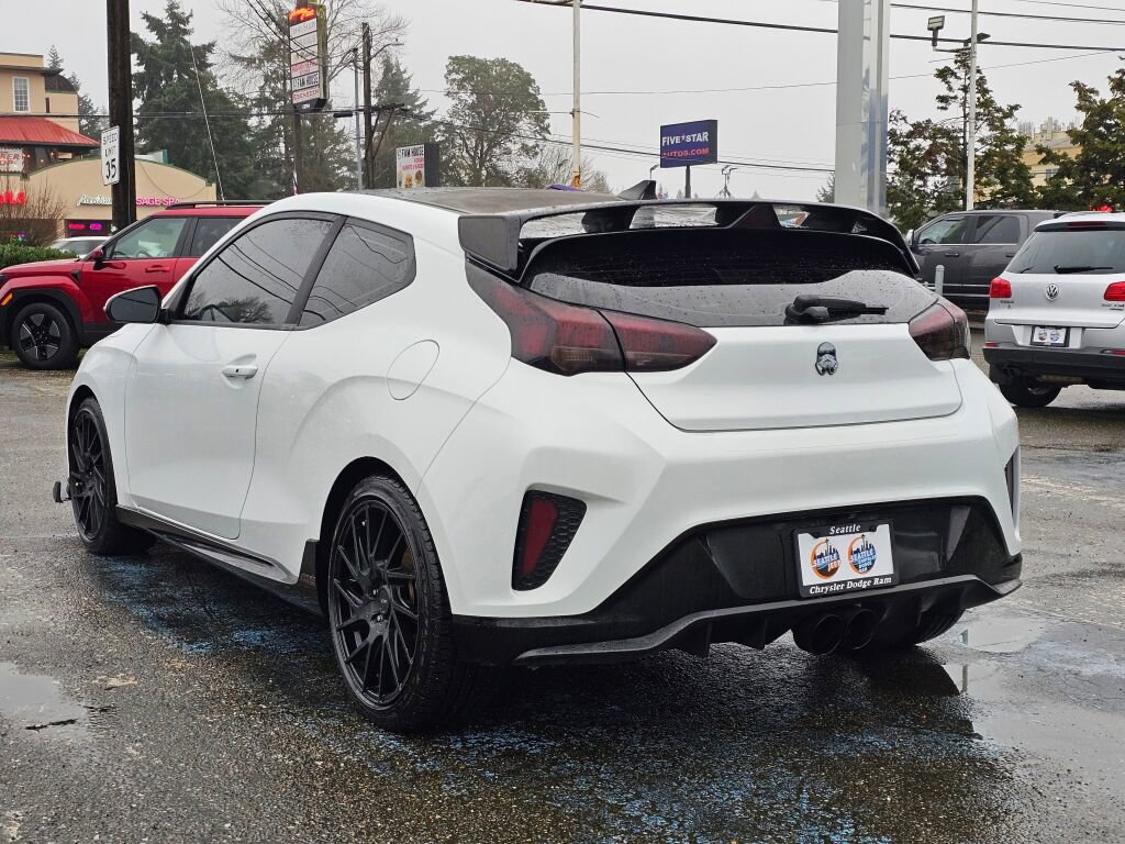 Used 2020 Hyundai Veloster Turbo image 5