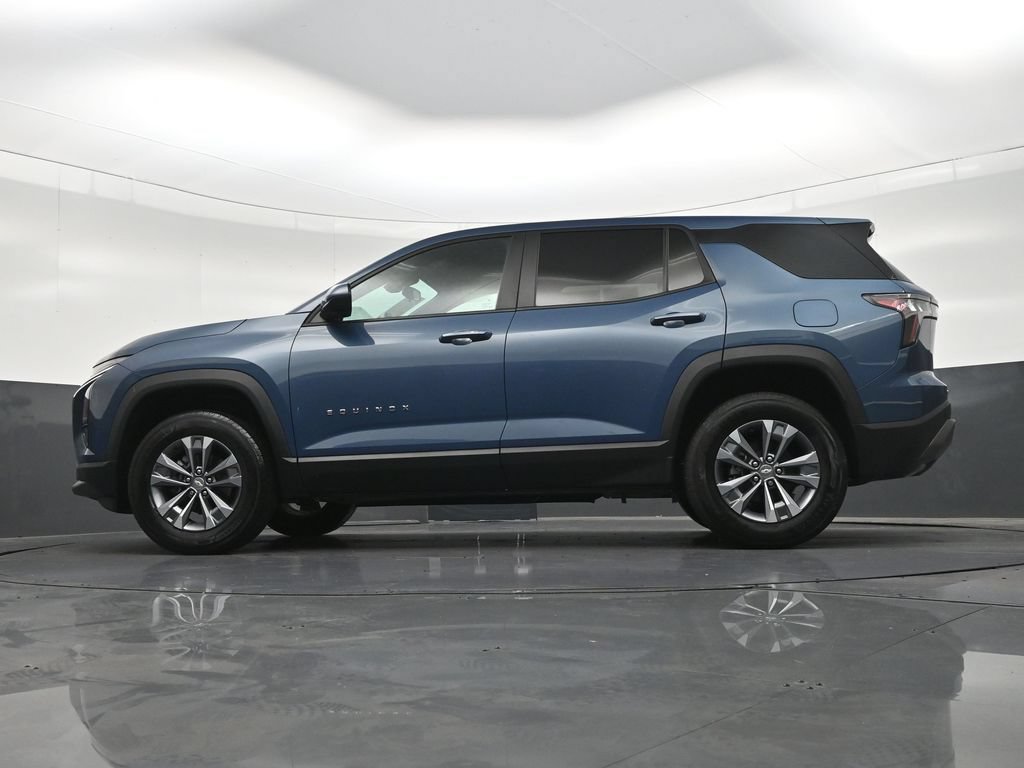 Used 2025 Chevrolet Equinox LT FWD image 24
