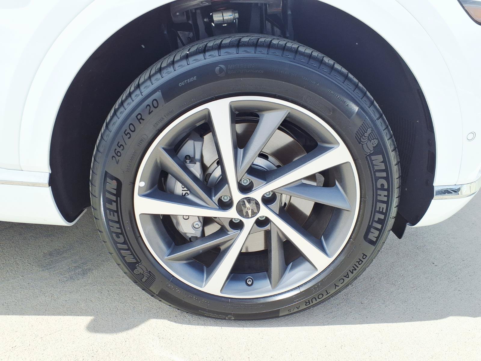 Certified 2026 Genesis GV80 3.5T Advanced AWD/4WD image 9