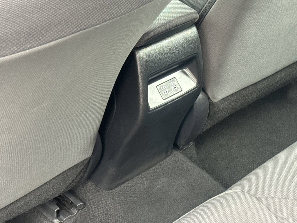 Used 2024 Toyota Corolla LE FWD image 38