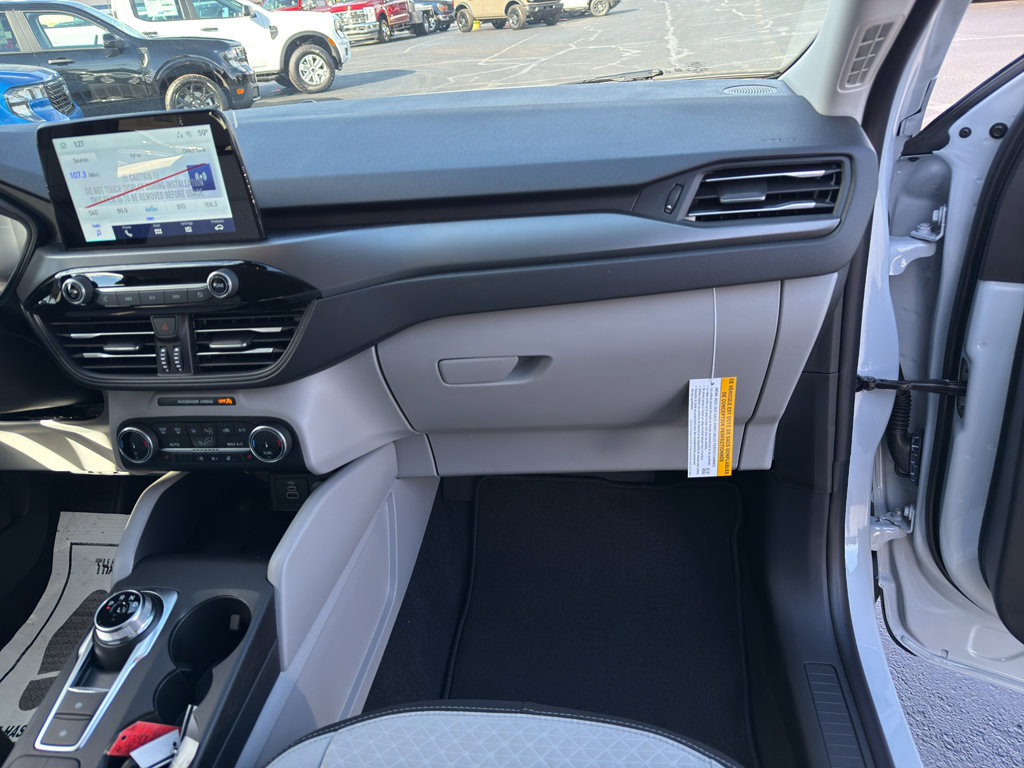 New 2026 Ford Escape Active w/ Cold Weather Package image 32