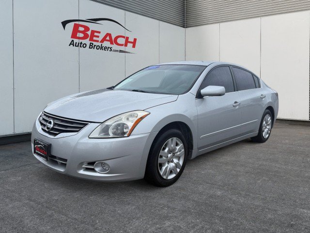 Used 2012 Nissan Altima 2.5 S FWD image 1