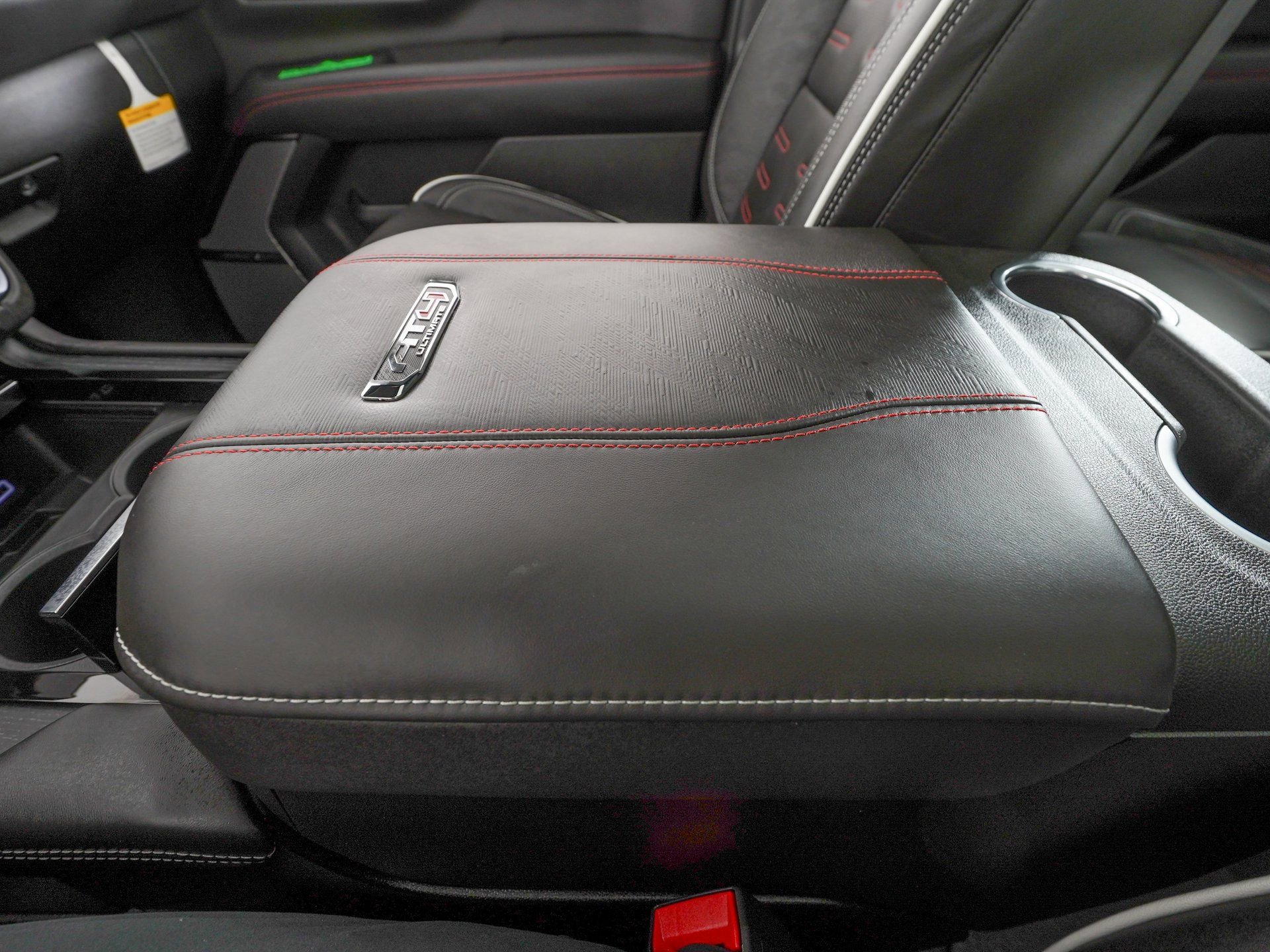 Used 2026 GMC Yukon XL AT4 Ultimate image 31