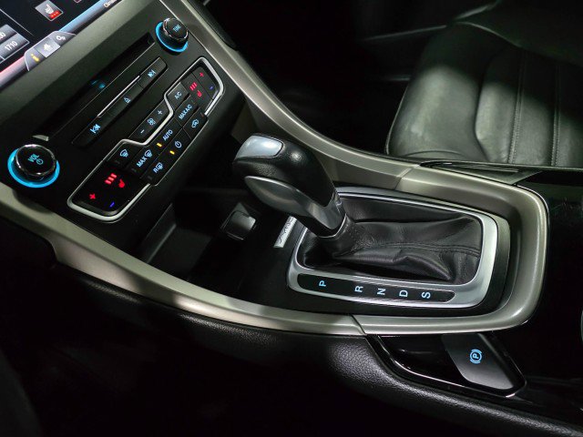 Used 2016 Ford Fusion SE w/ Equipment Group 202A image 27