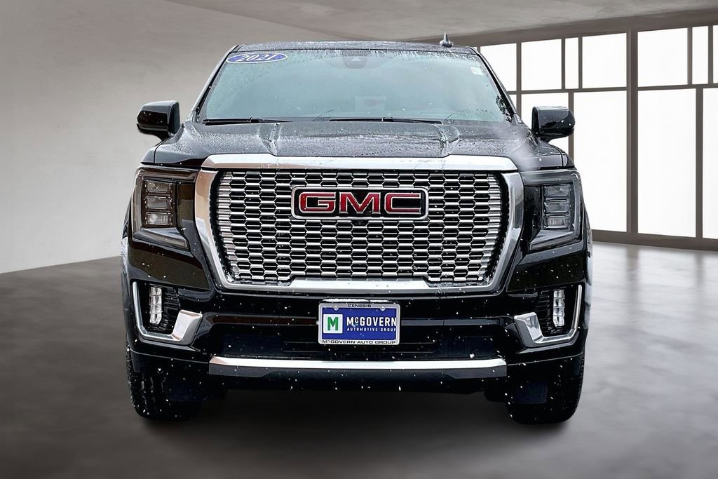 Used 2021 GMC Yukon Denali image 2