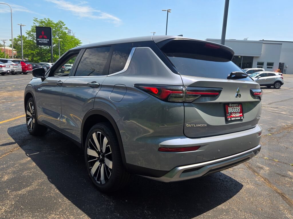 New 2026 Mitsubishi Outlander SE AWD/4WD image 13