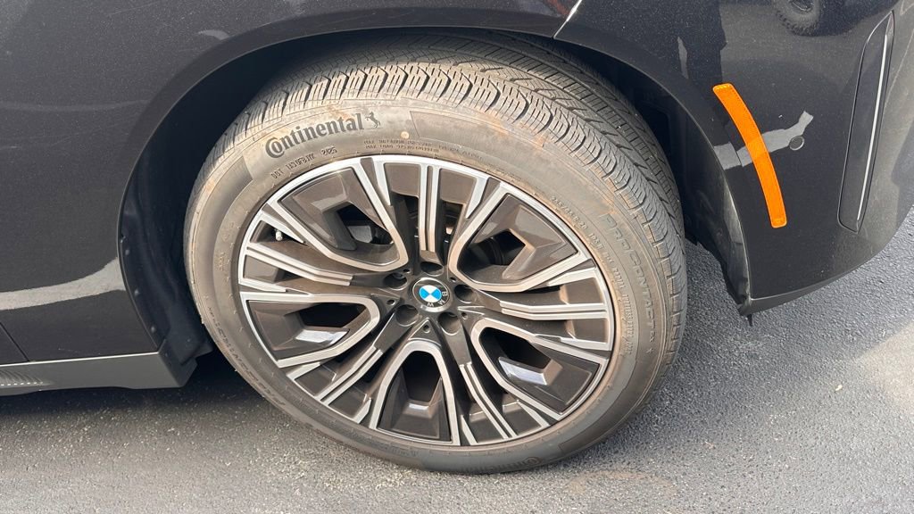 Used 2025 BMW X3 xDrive30i w/ Premium Package image 4