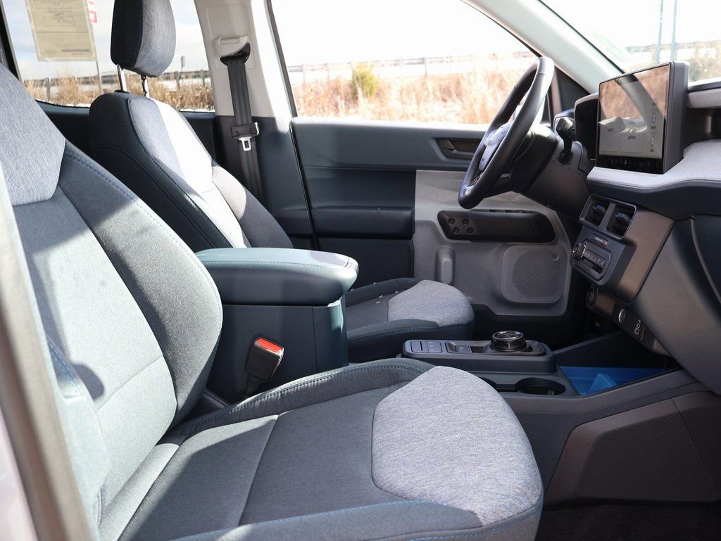 New 2026 Ford Maverick XLT w/ XLT Luxury Package image 9