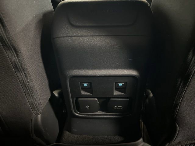 Used 2023 Ford Bronco Wildtrak image 33