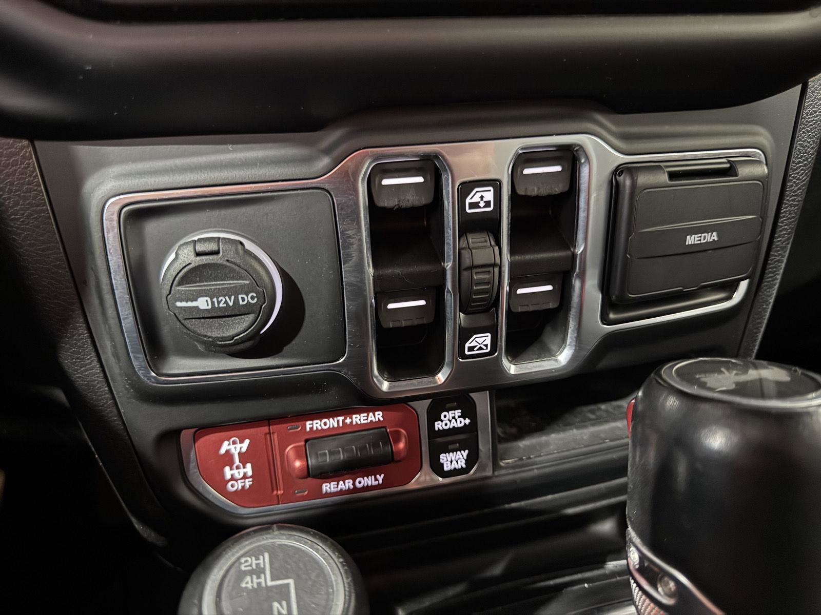 Used 2021 Jeep Wrangler Unlimited Rubicon AWD/4WD image 29