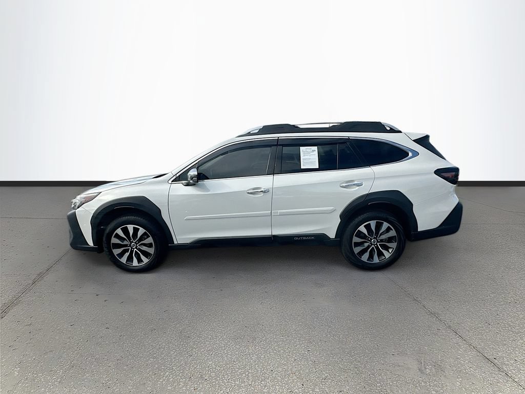Used 2025 Subaru Outback Touring XT AWD/4WD image 4