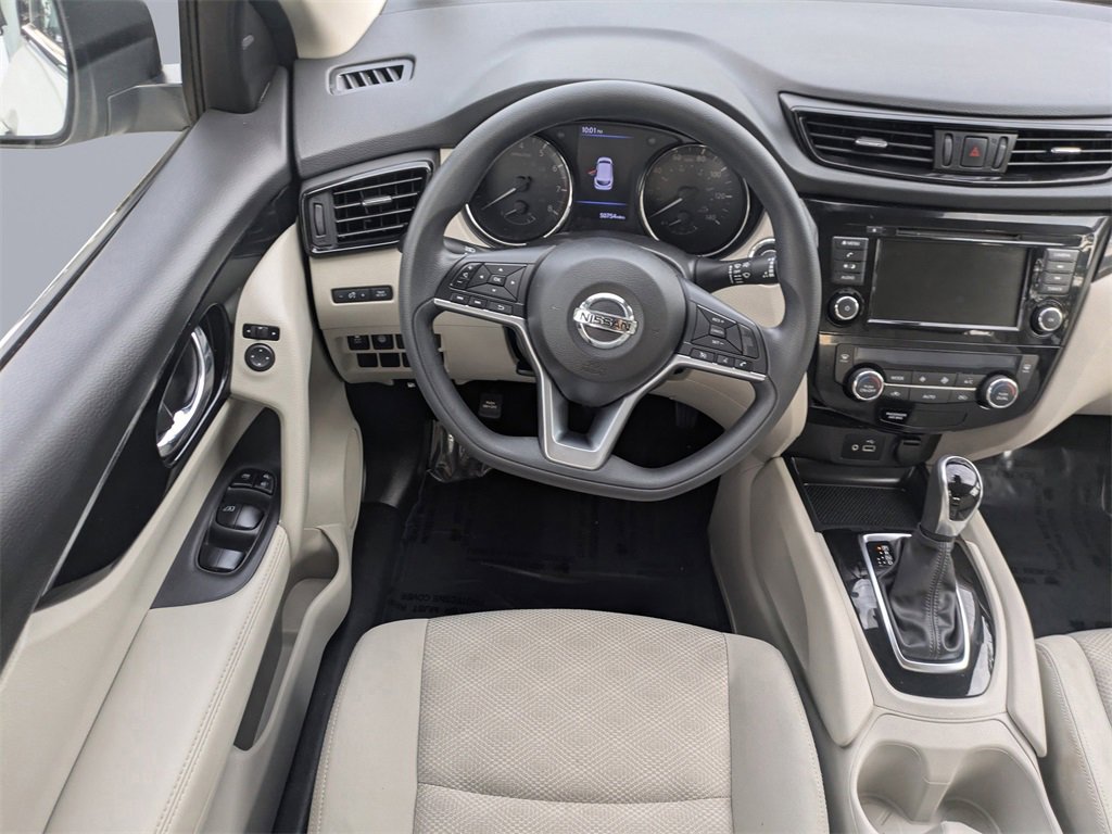 Used 2020 Nissan Rogue Sport SV image 15