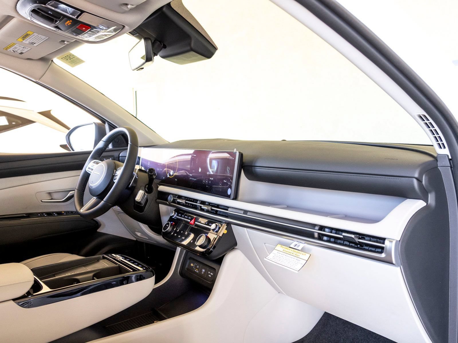 New 2025 Hyundai Tucson Limited AWD/4WD image 28
