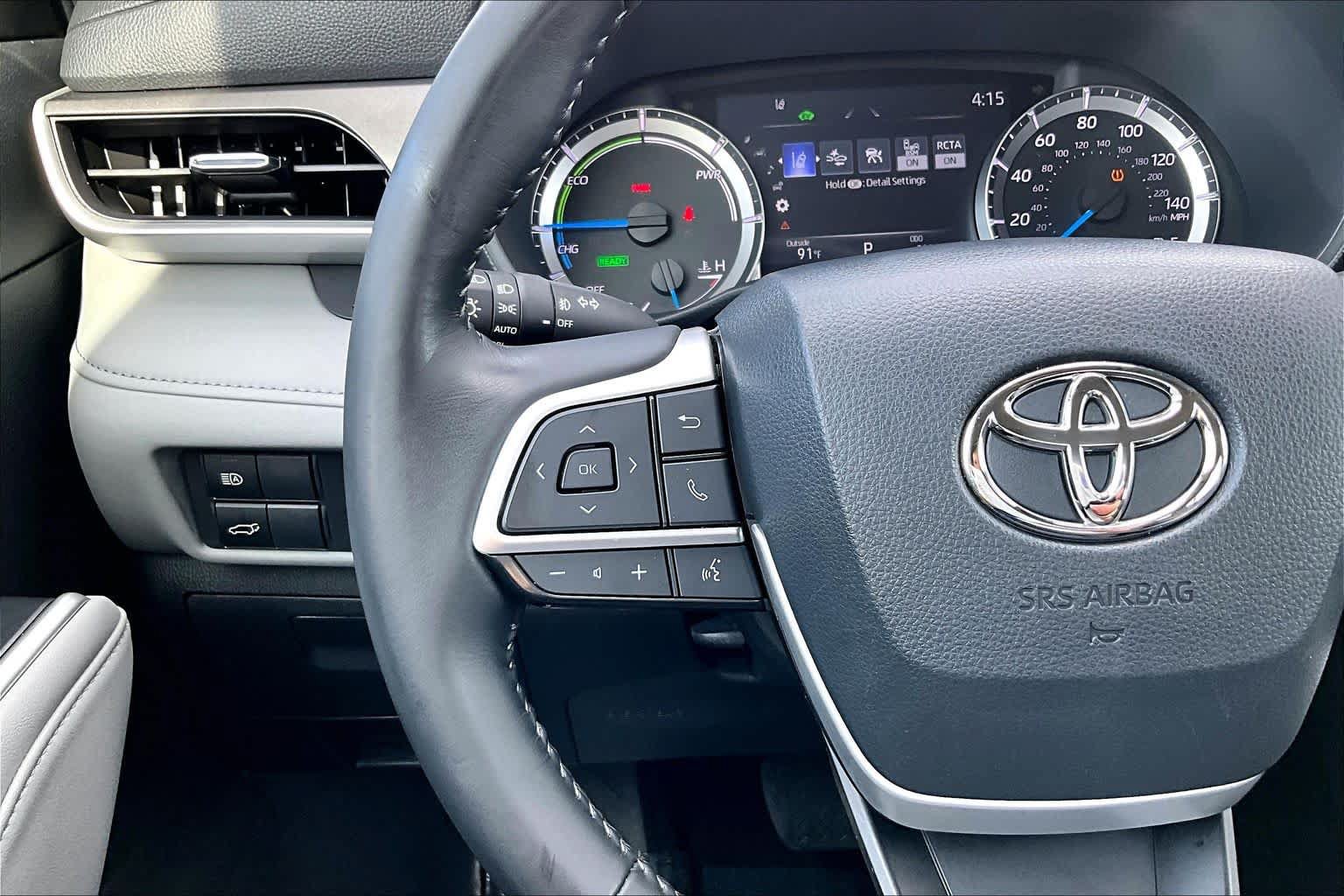Used 2023 Toyota Highlander LE AWD/4WD image 24