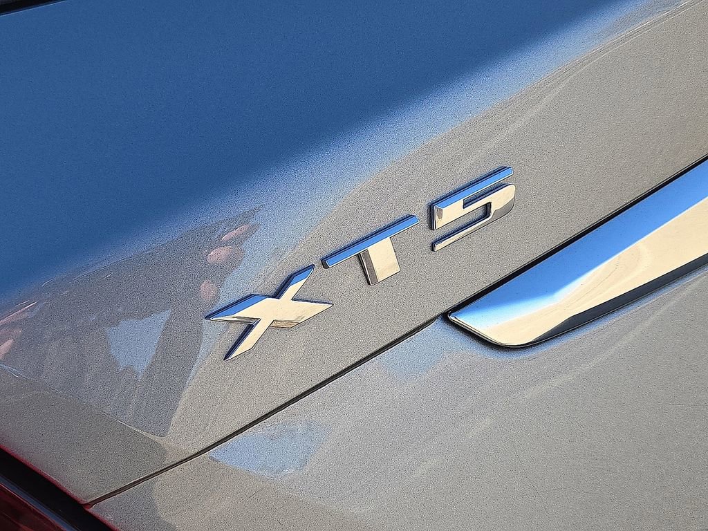 Used 2024 Cadillac XT5 Premium Luxury image 12