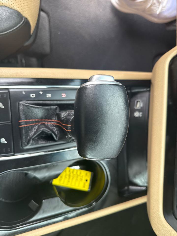 Used 2017 Kia Sedona EX FWD image 26
