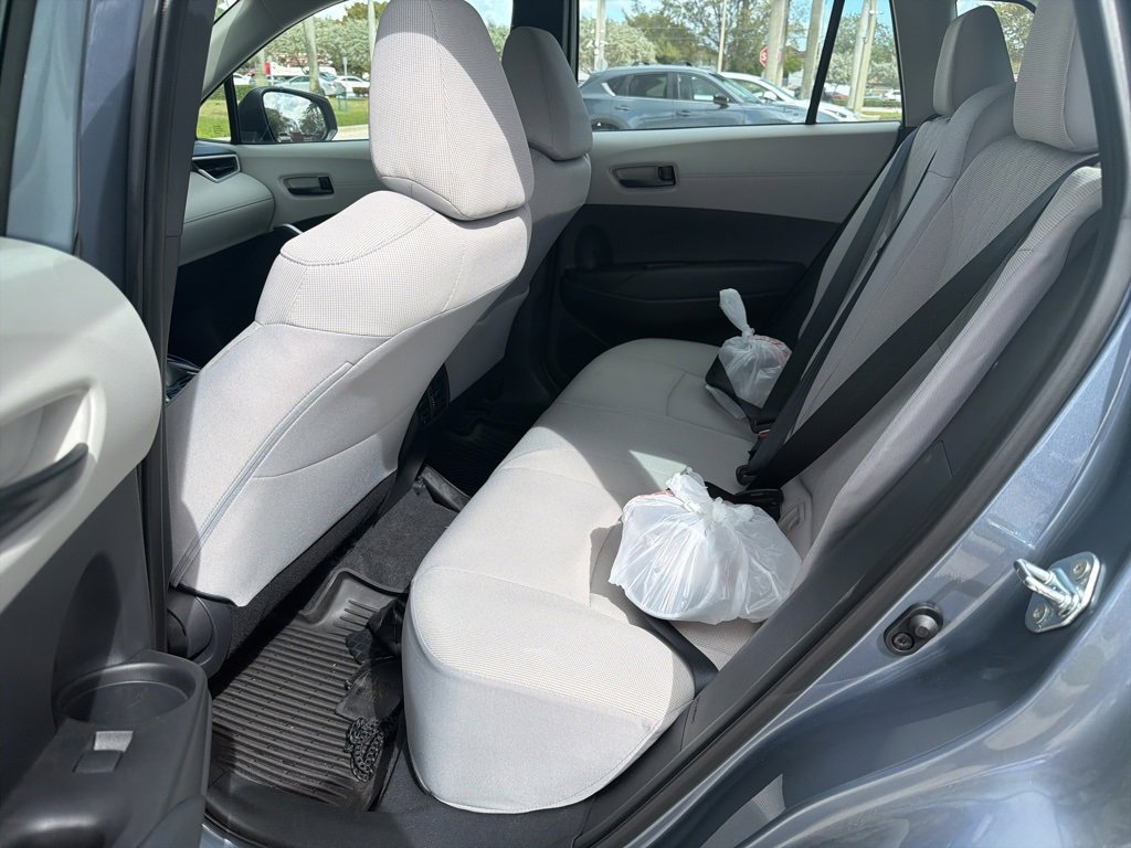 Used 2025 Toyota Corolla Cross L image 4