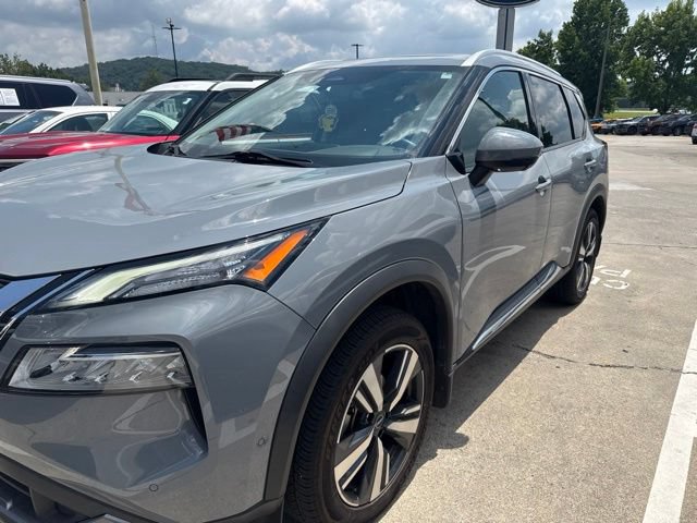 Used 2023 Nissan Rogue SL w/ SL Premium Package FWD video 2