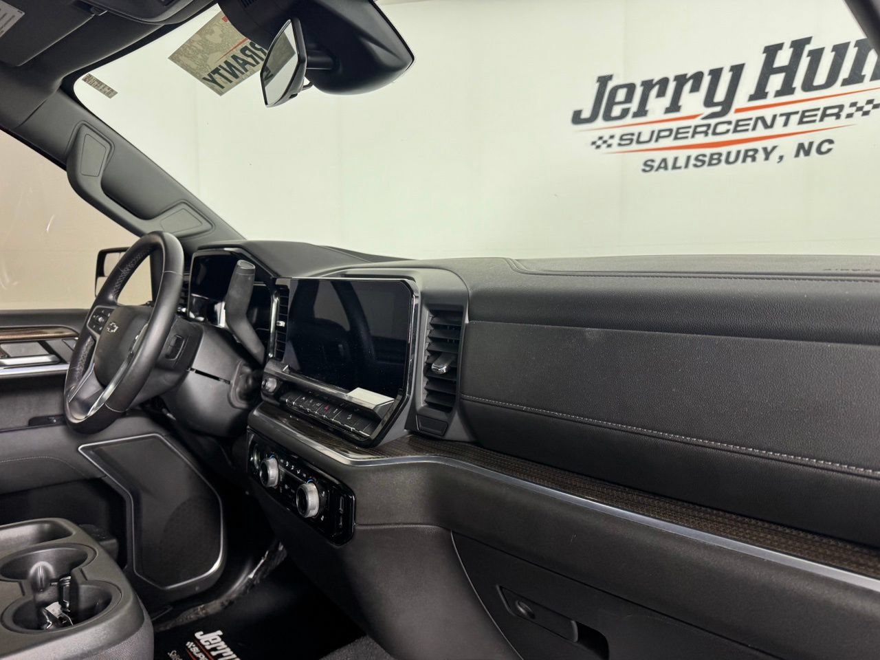 Used 2022 Chevrolet Silverado 1500 RST w/ Z71 Off-Road Package AWD/4WD image 31