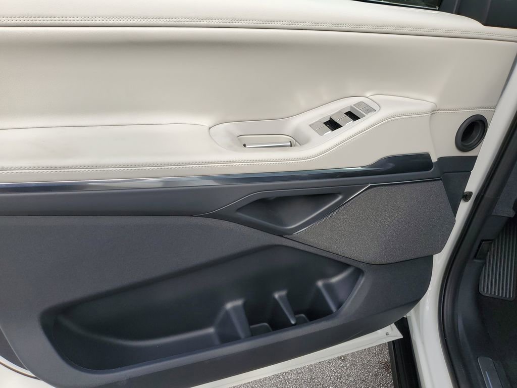 New 2025 Lincoln Navigator L Reserve image 19