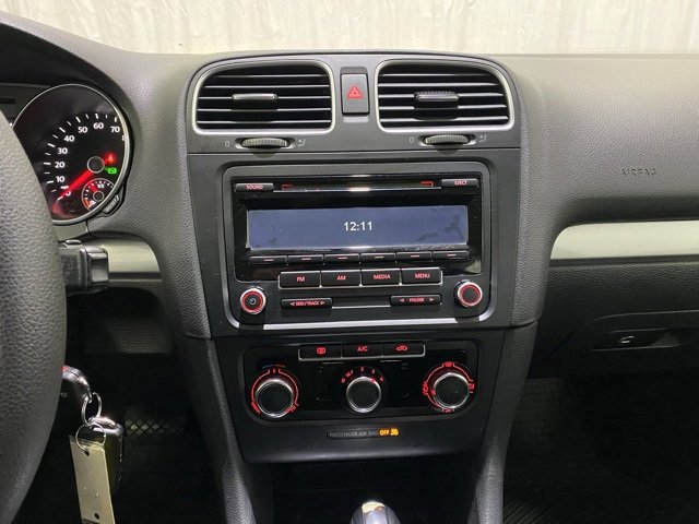 Used 2013 Volkswagen Golf 2-Door image 17