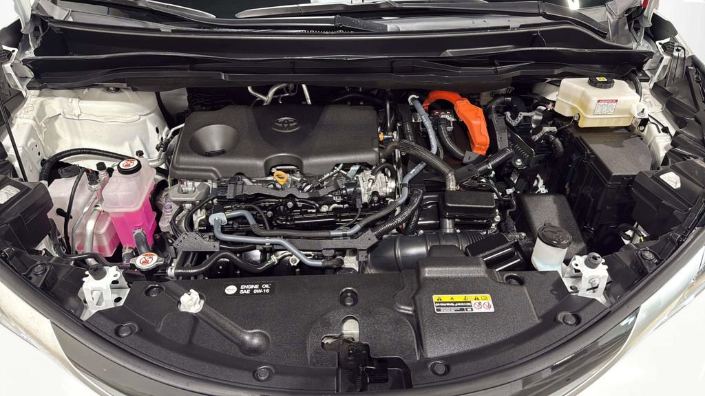 Used 2024 Toyota Sienna XSE AWD/4WD image 46