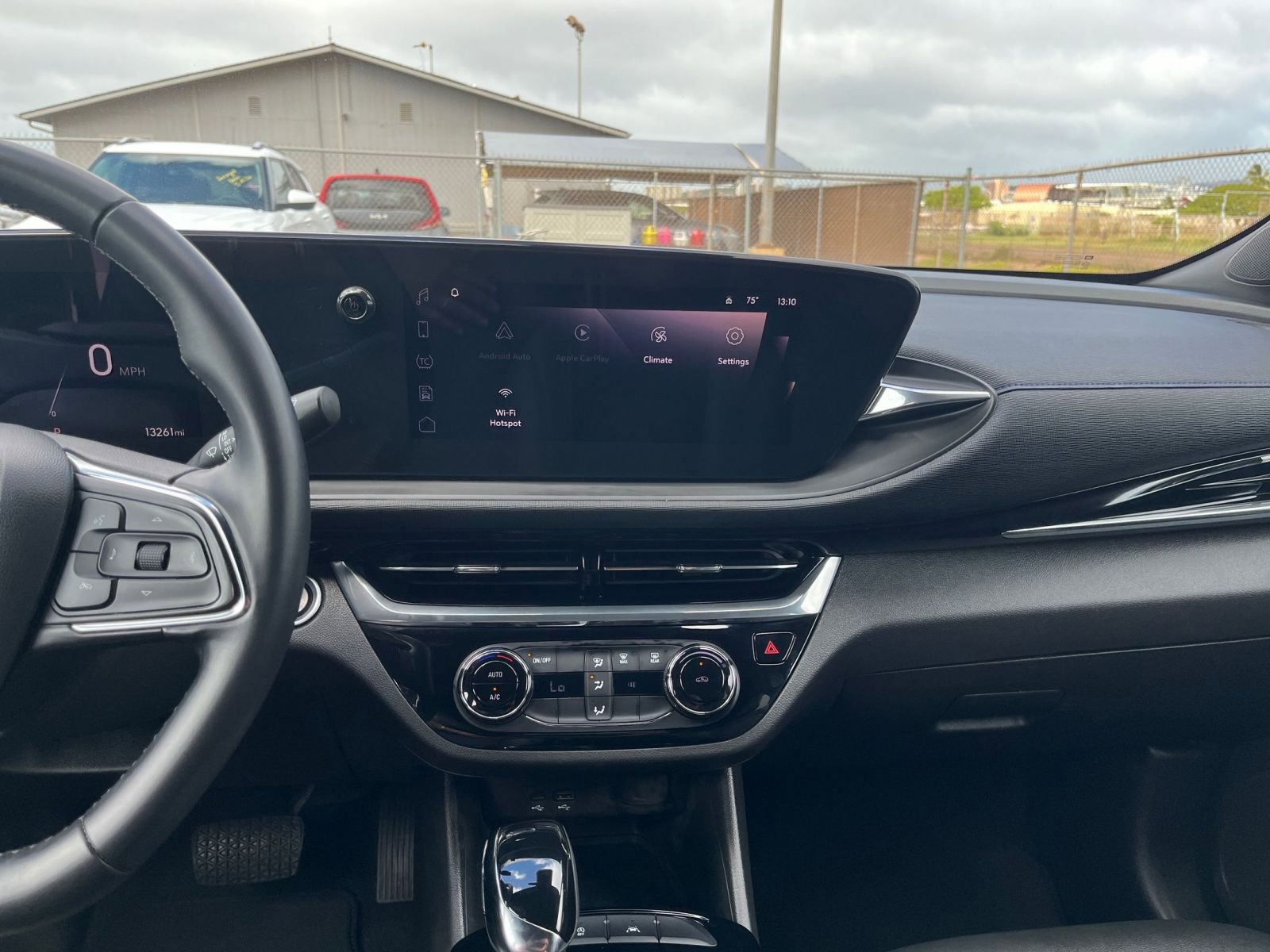 Used 2025 Buick Envista Sport Touring image 17