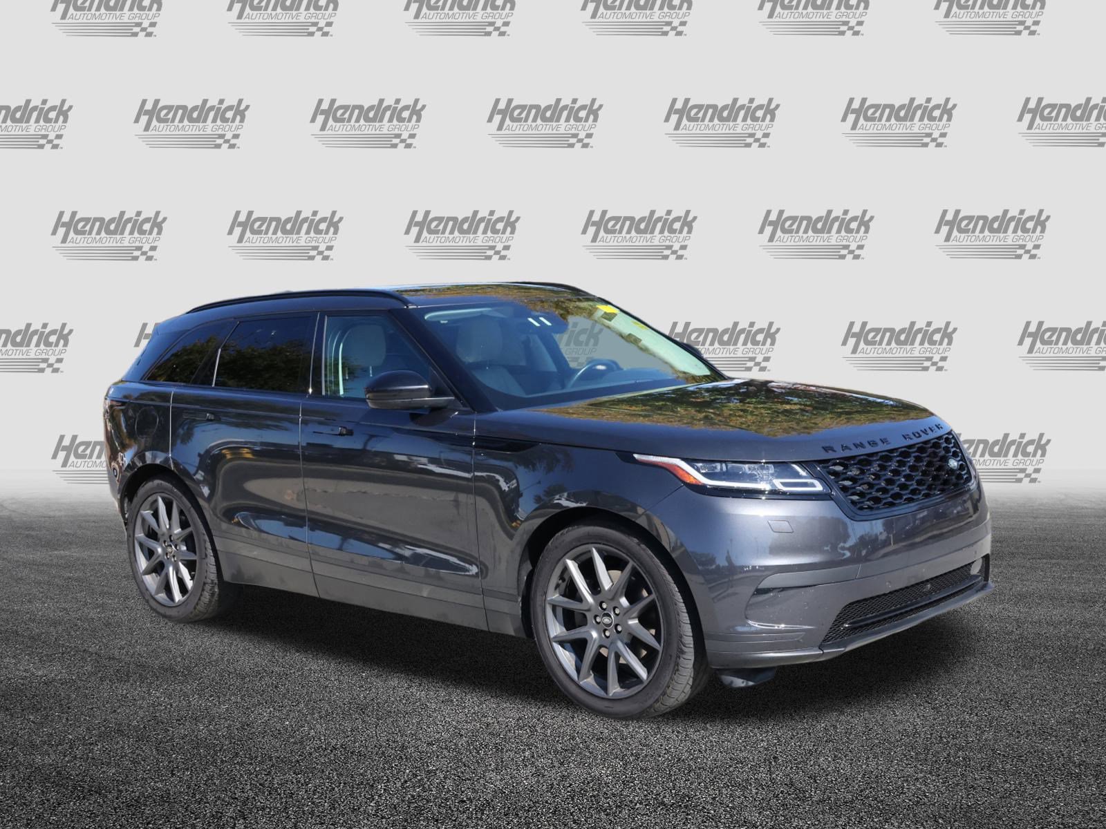 Used 2023 Land Rover Range Rover Velar S image 2