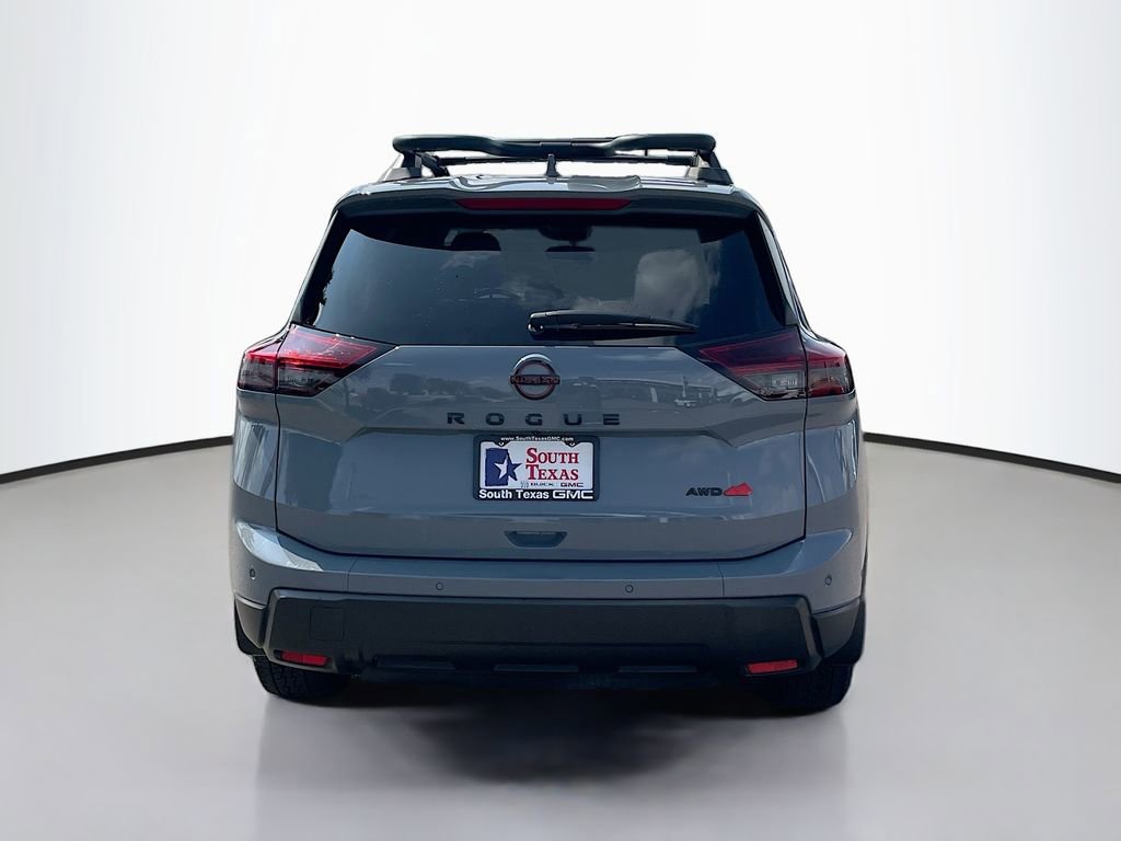 Used 2025 Nissan Rogue SV AWD/4WD image 6