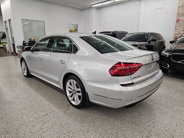 Used 2016 Volkswagen Passat 3.6 SEL Premium image 6