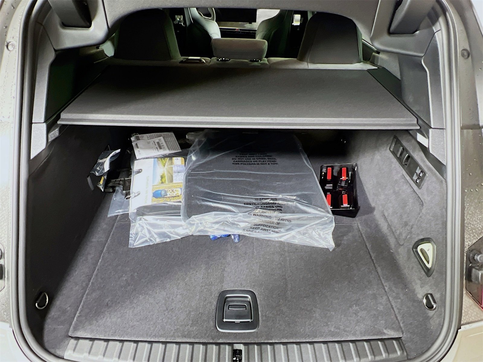 New 2026 BMW iX xDrive60 w/ M Sport Package image 29