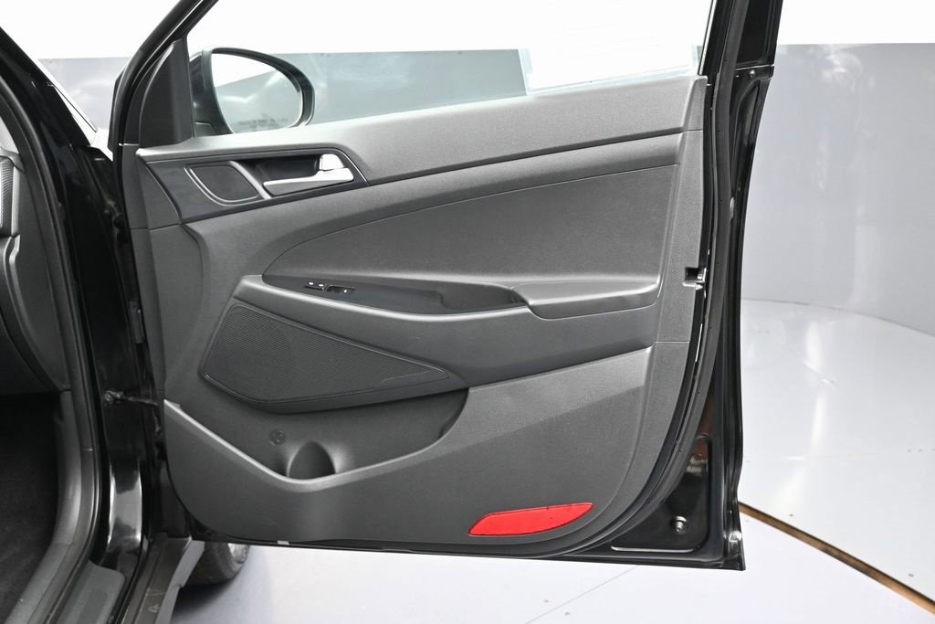 Used 2019 Hyundai Tucson Value w/ Cargo Package image 39