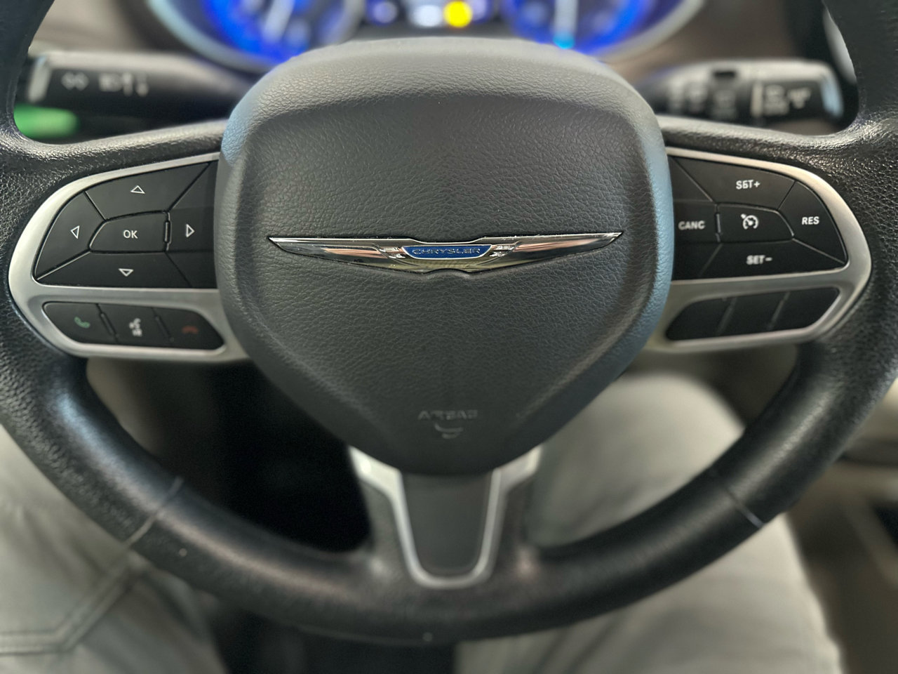 Used 2021 Chrysler Voyager Lxi image 17