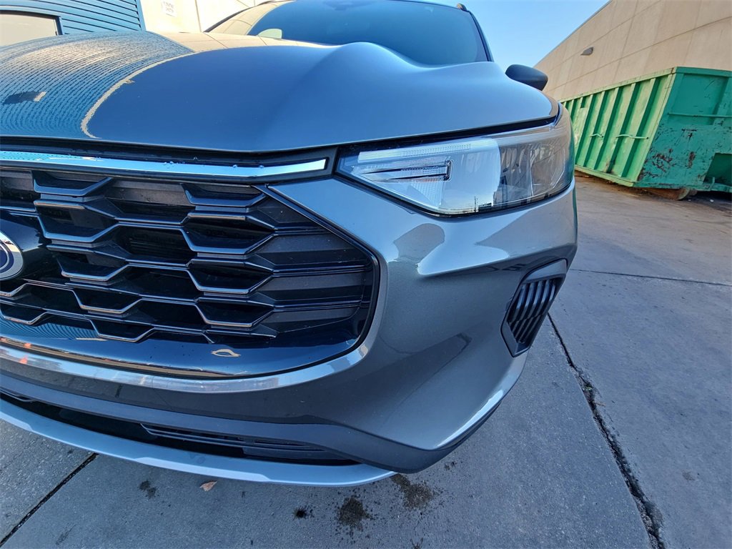 Used 2025 Ford Escape ST-Line image 29