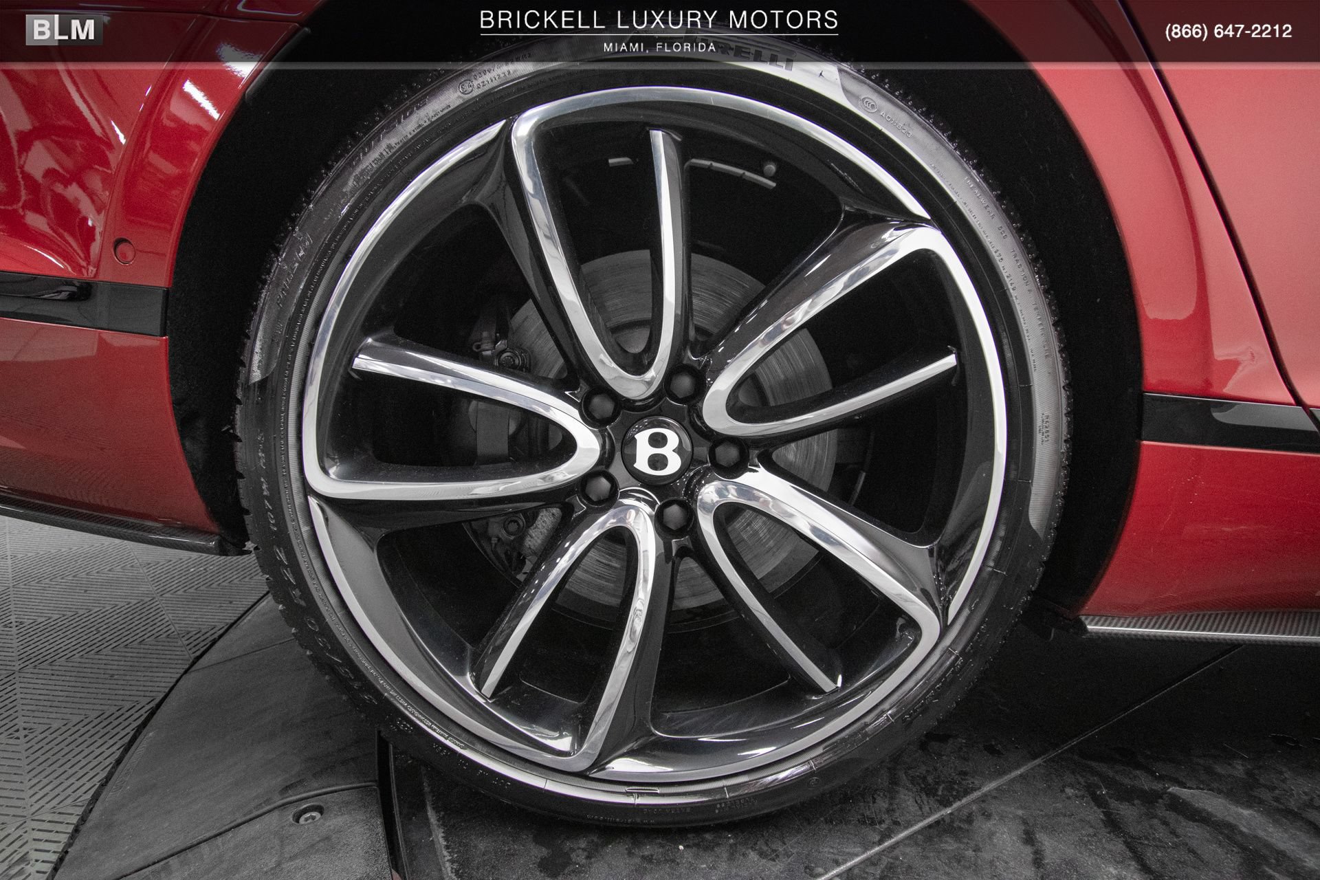 Used 2024 Bentley Flying Spur V8 AWD/4WD image 43