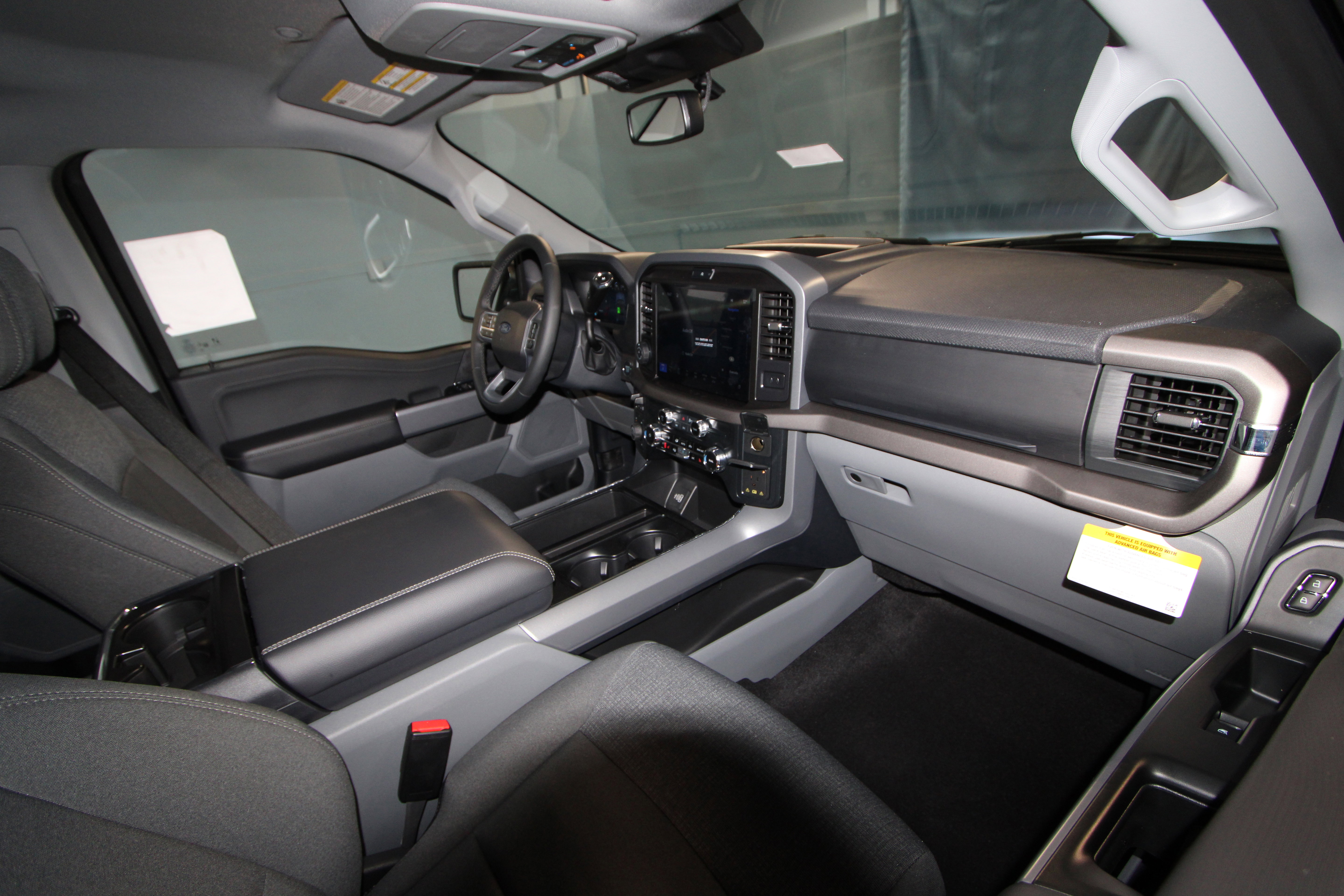 New 2026 Ford F150 XLT w/ Equipment Group 302A MID AWD/4WD image 17