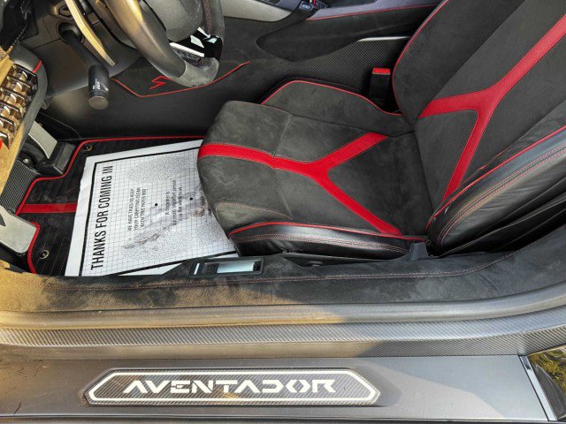 Used 2017 Lamborghini Aventador LP 750-4 Superveloce image 22