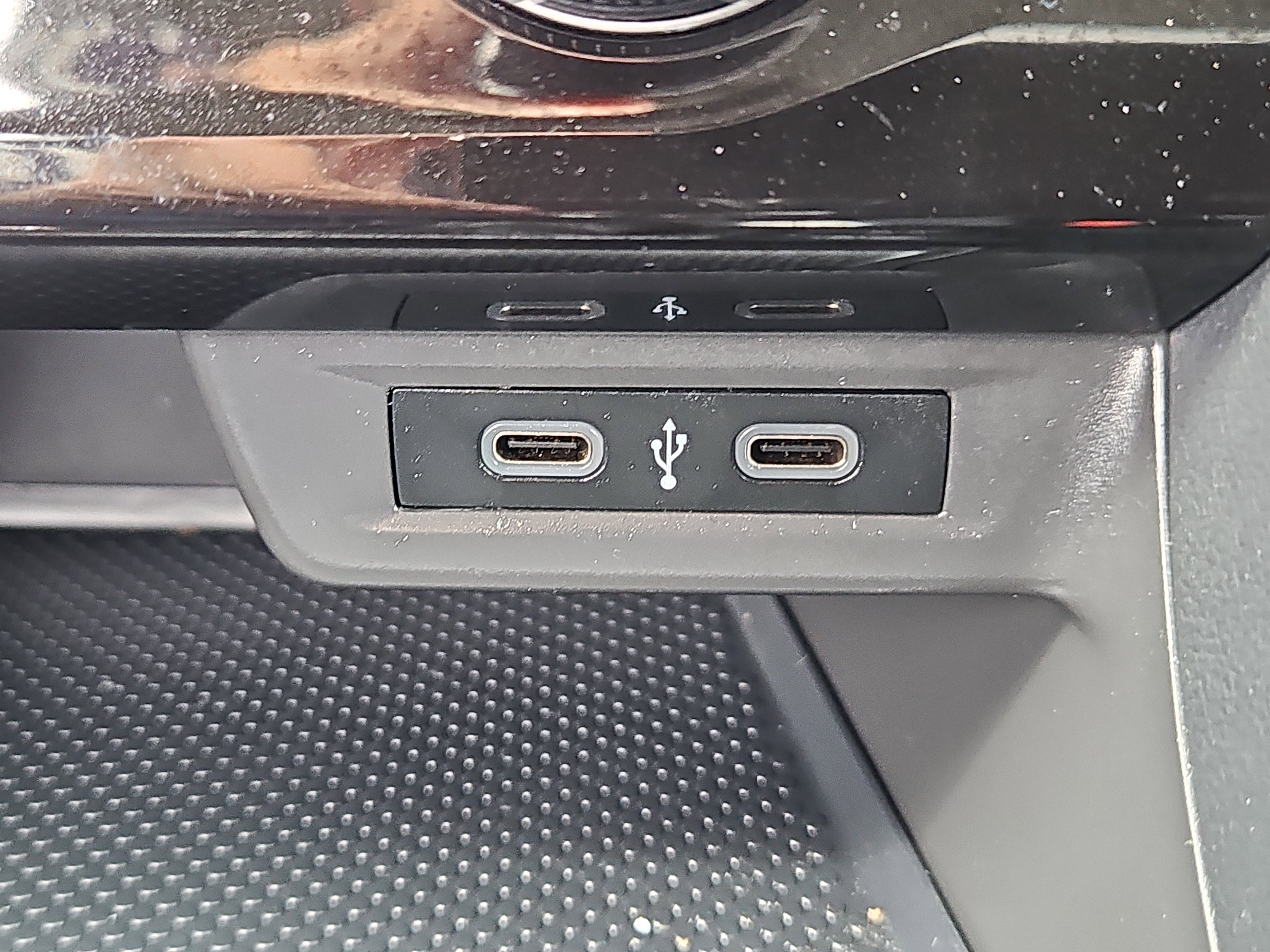 Certified 2023 Volkswagen Jetta SE FWD image 11