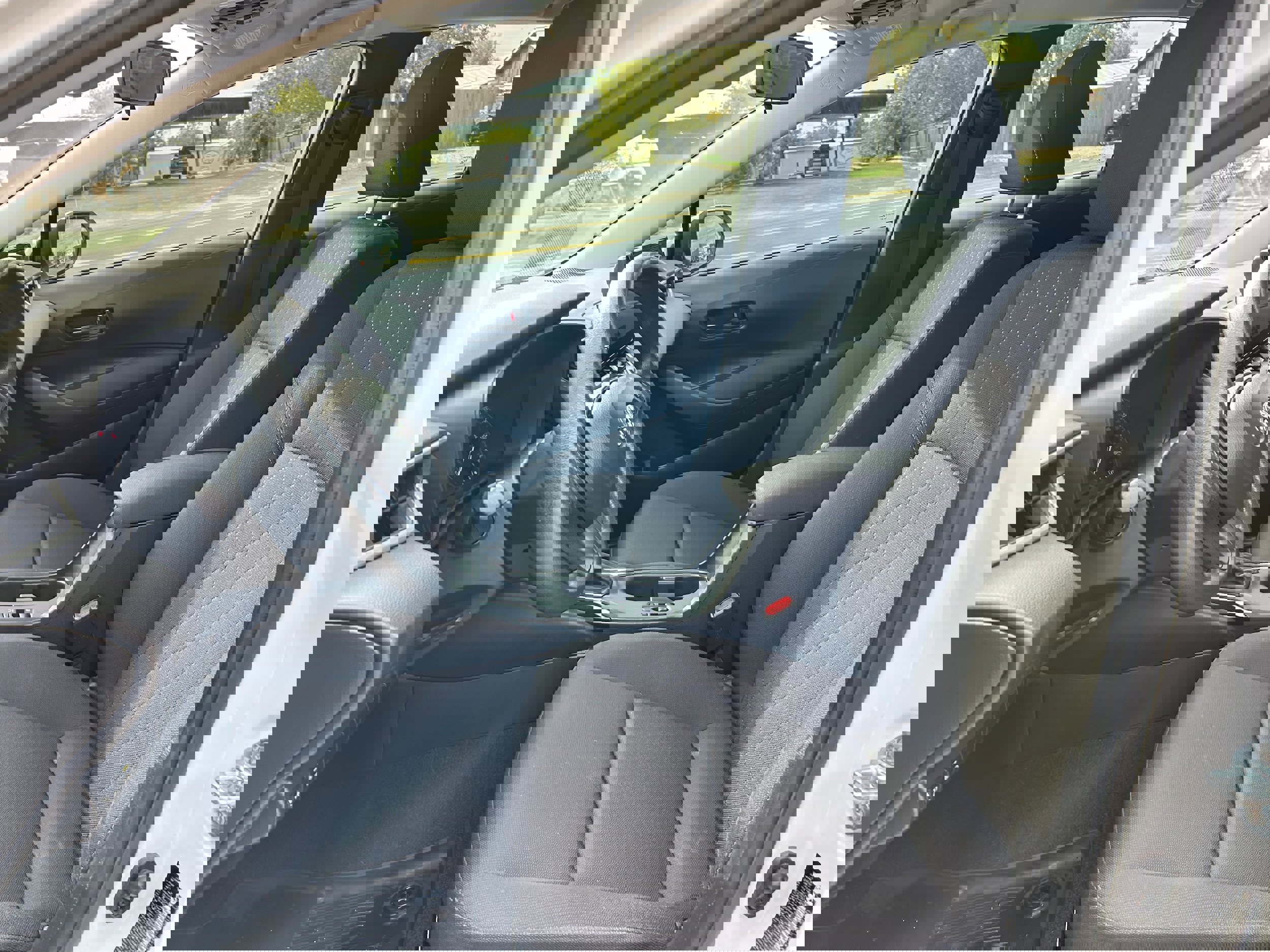 Used 2024 Toyota Corolla LE image 14