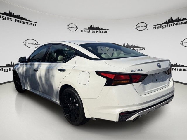 Certified 2019 Nissan Altima 2.5 Platinum AWD/4WD image 2