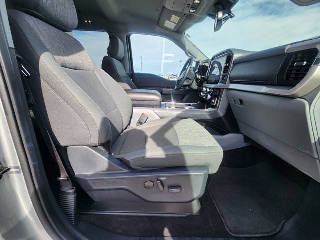 Used 2022 Ford F150 XLT w/ Equipment Group 302A High image 17