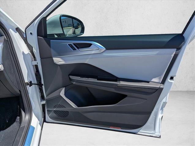 New 2026 Volkswagen Taos SE FWD image 25