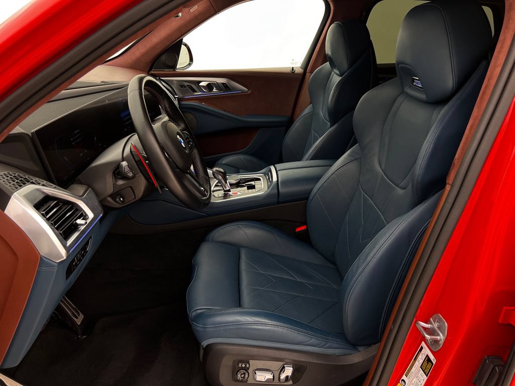 Certified 2023 BMW XM AWD/4WD image 11