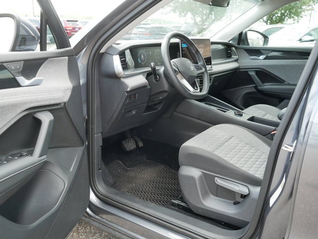 Certified 2026 Volkswagen Tiguan S FWD image 12