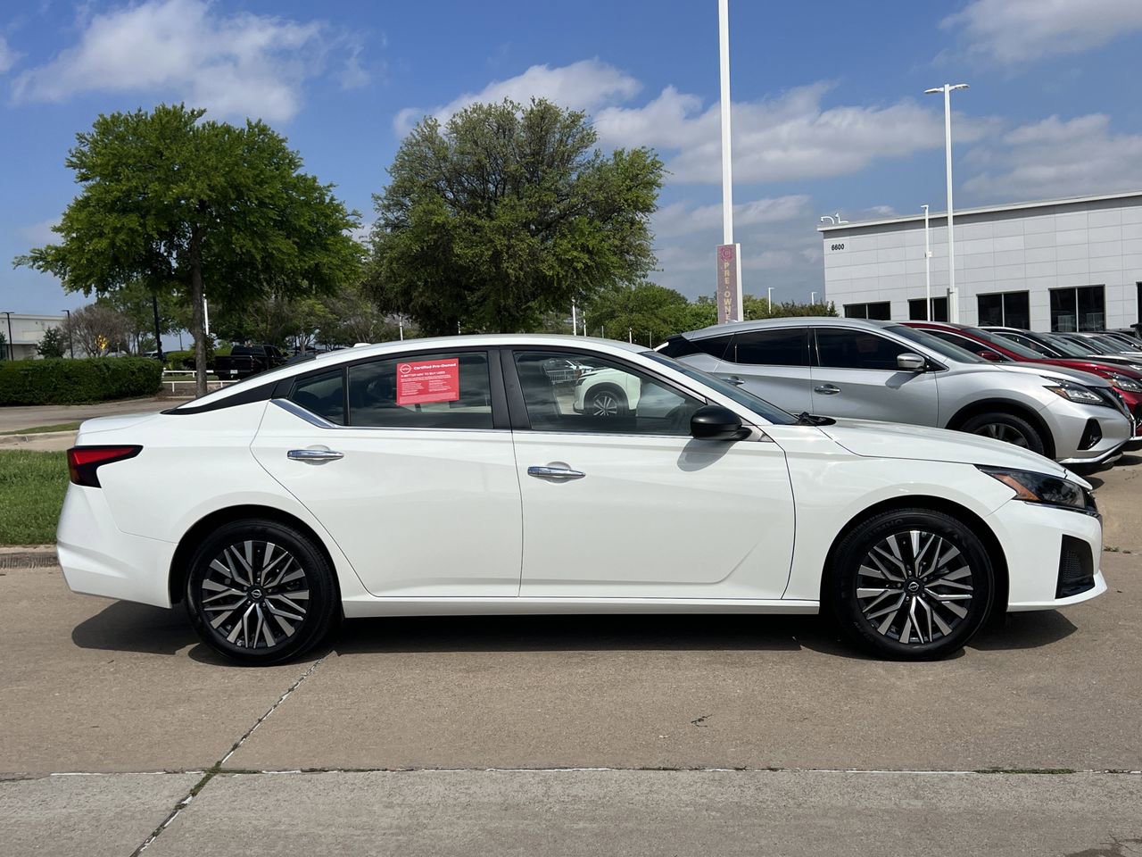 Certified 2025 Nissan Altima 2.5 SV image 3