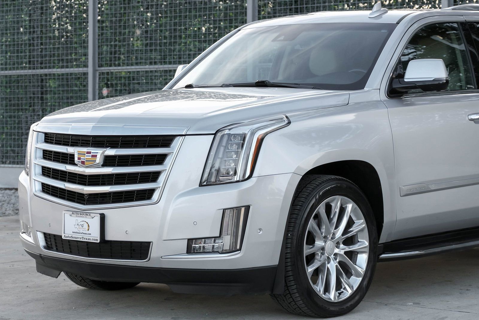 Used 2020 Cadillac Escalade ESV Luxury image 8