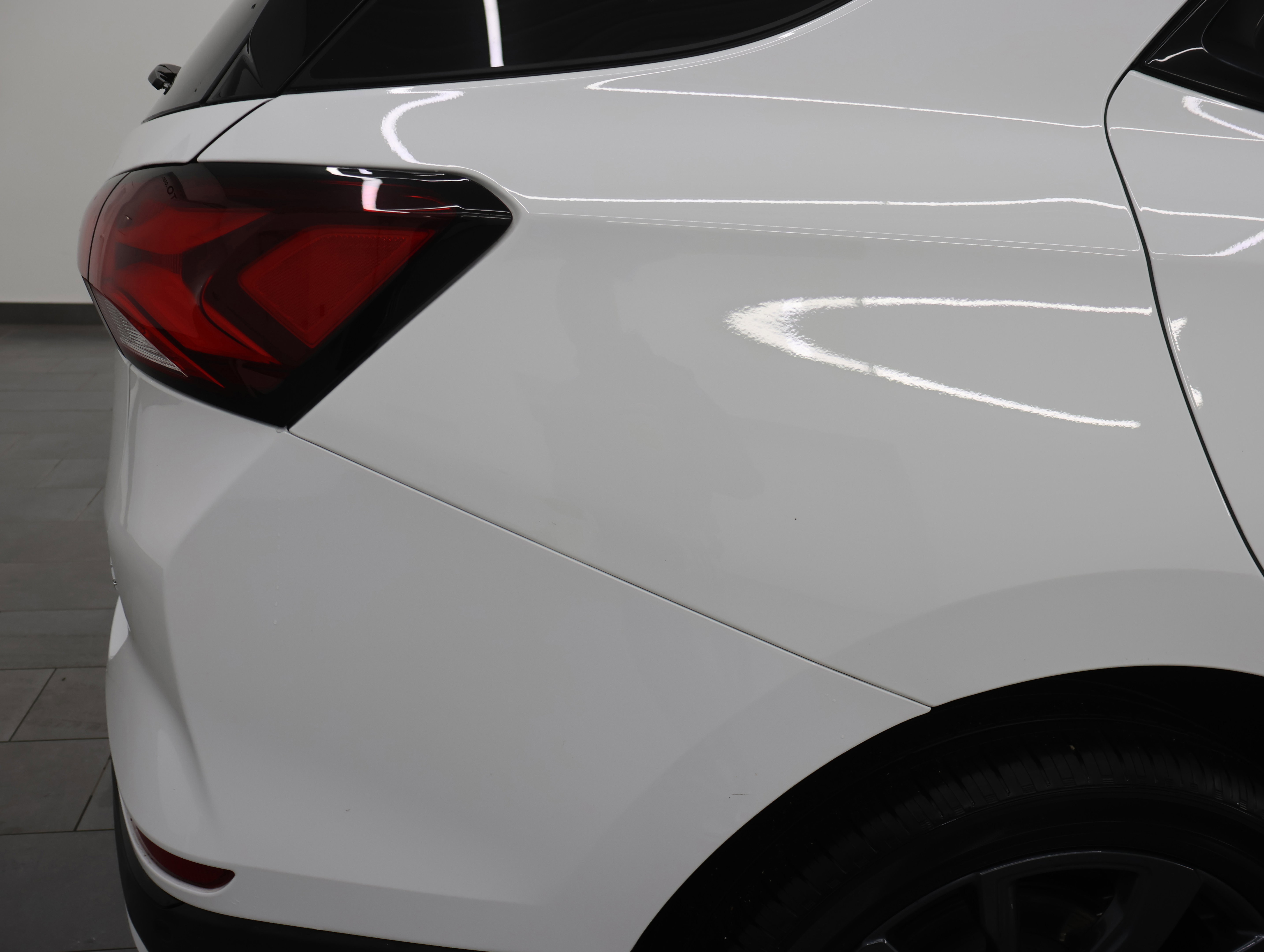 Used 2024 Chevrolet Equinox RS w/ LPO, Floor Liner Package image 24
